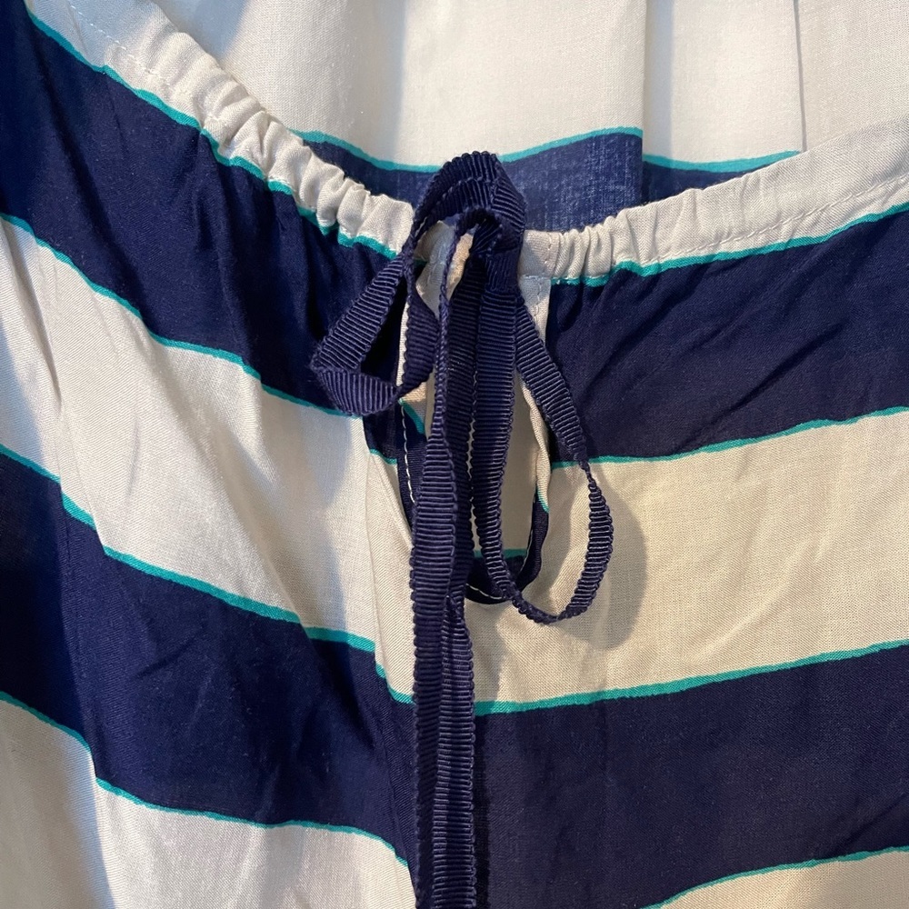 NWT- Old Navy - Stripped Blue & White Top - XXL - Picture 5 of 7